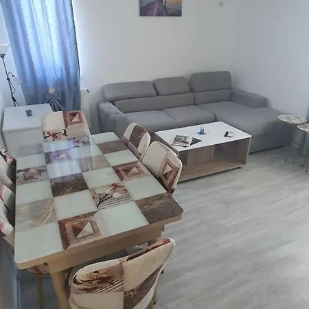 Apartment Apolonium *