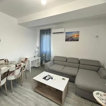 Apolonium * Bukarest