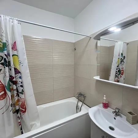 Apolonium Apartment *